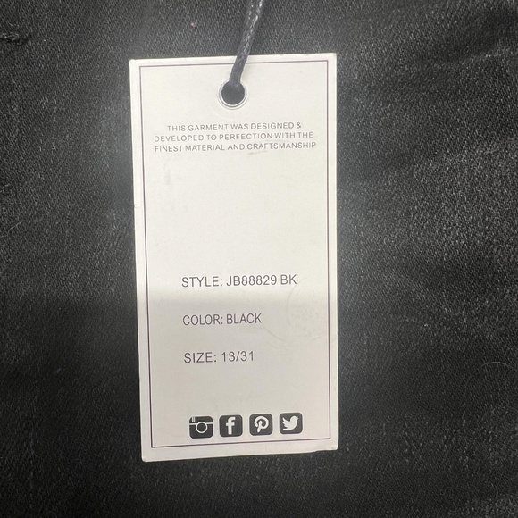 Judy Blue Jeans Womens 13/31 Black High Waist Wide Crop Raw Hem Denim Stretch - Picture 8 of 9